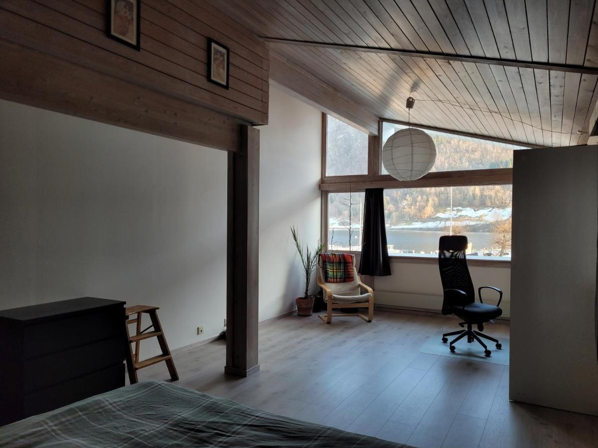Svingen Apartments Balestrand Exterior photo